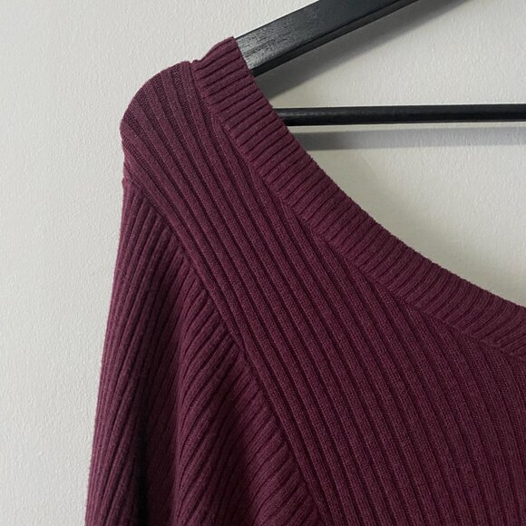 DG2 Diane Gilman Burgundy Cotton Blend V-Neck Sweater - Picture 11 of 13
